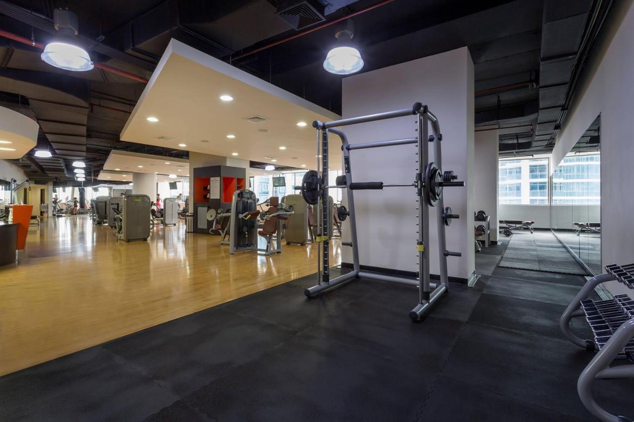 JW Marriott Panama Hotell Eksteriør bilde The gym at the 100000-square-foot (9,300 m2) headquarters of the company in Bangalore, India