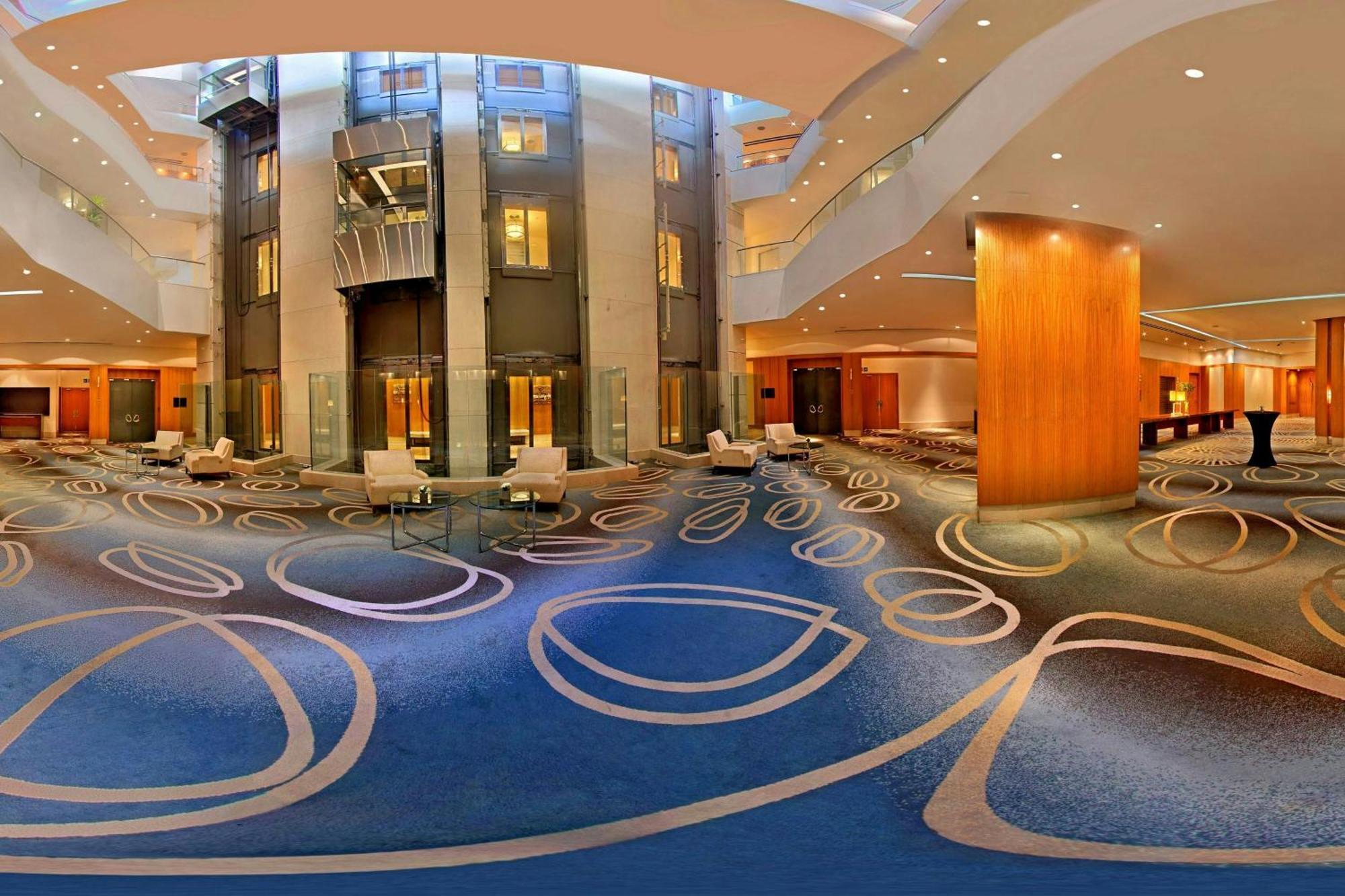 JW Marriott Panama Hotell Eksteriør bilde The lobby of the hotel
