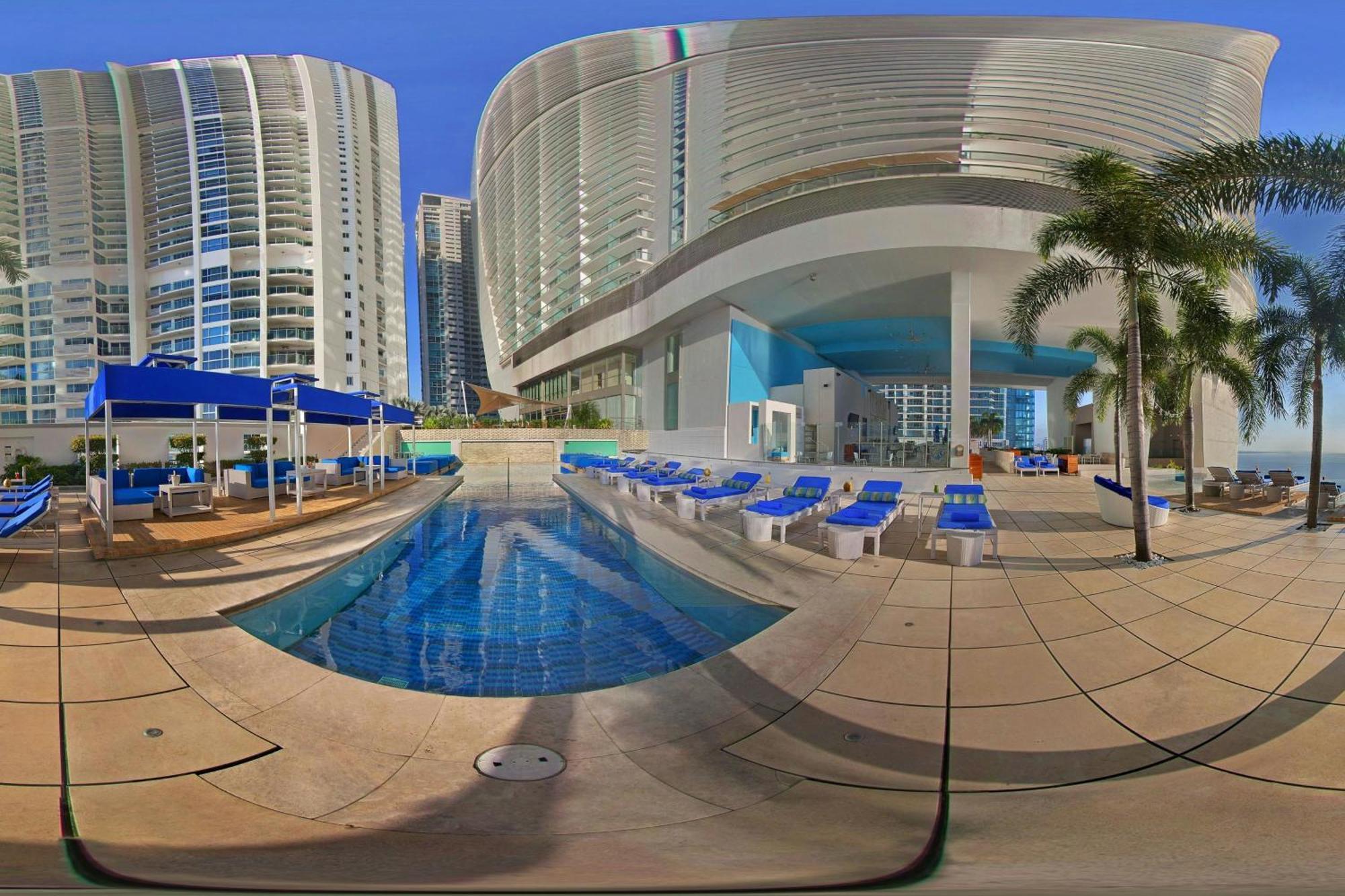 JW Marriott Panama Hotell Eksteriør bilde Panorama of the pool area